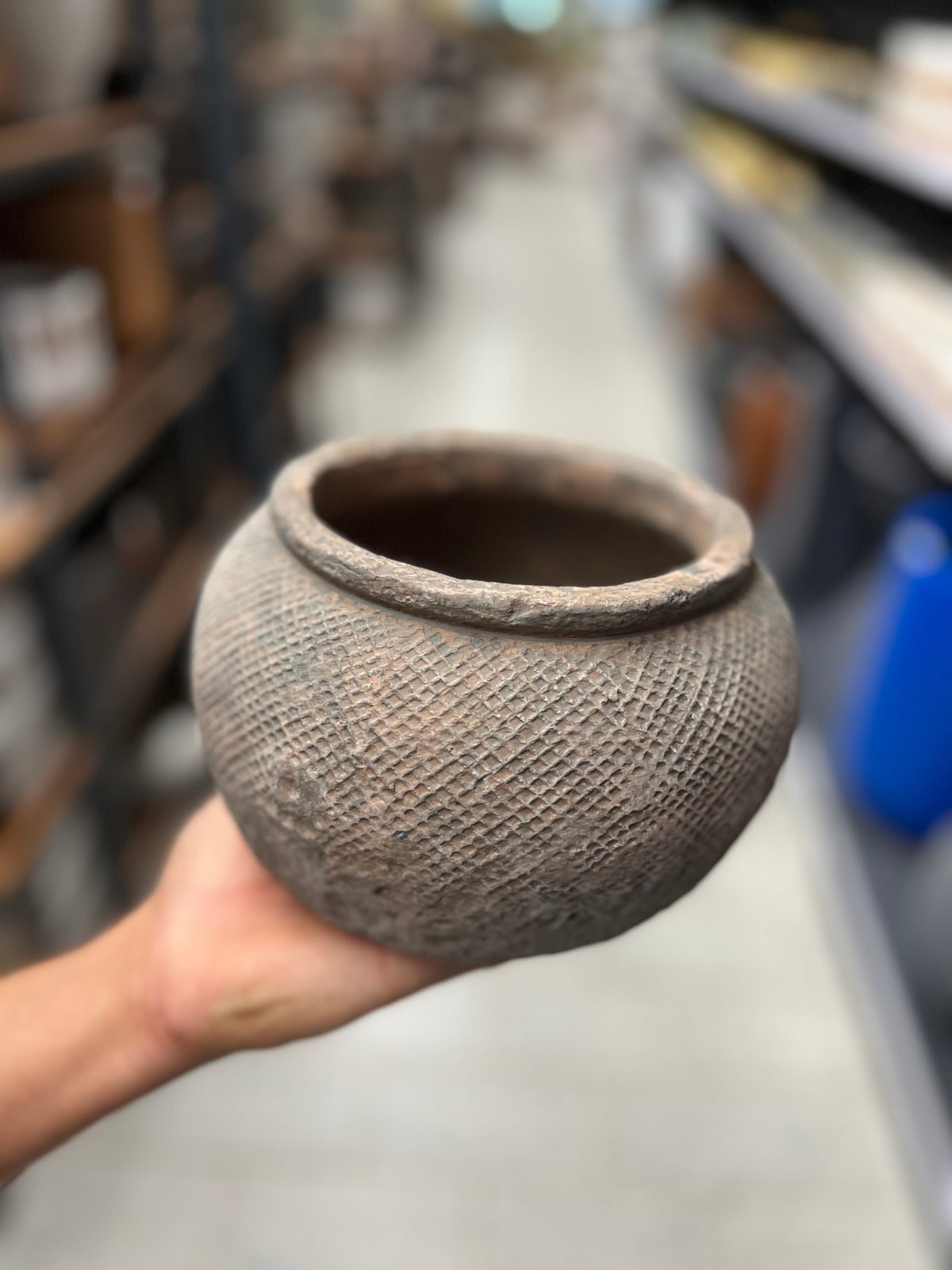Ceramic Dark Brown Rusted Ball Shape Table Top Pot