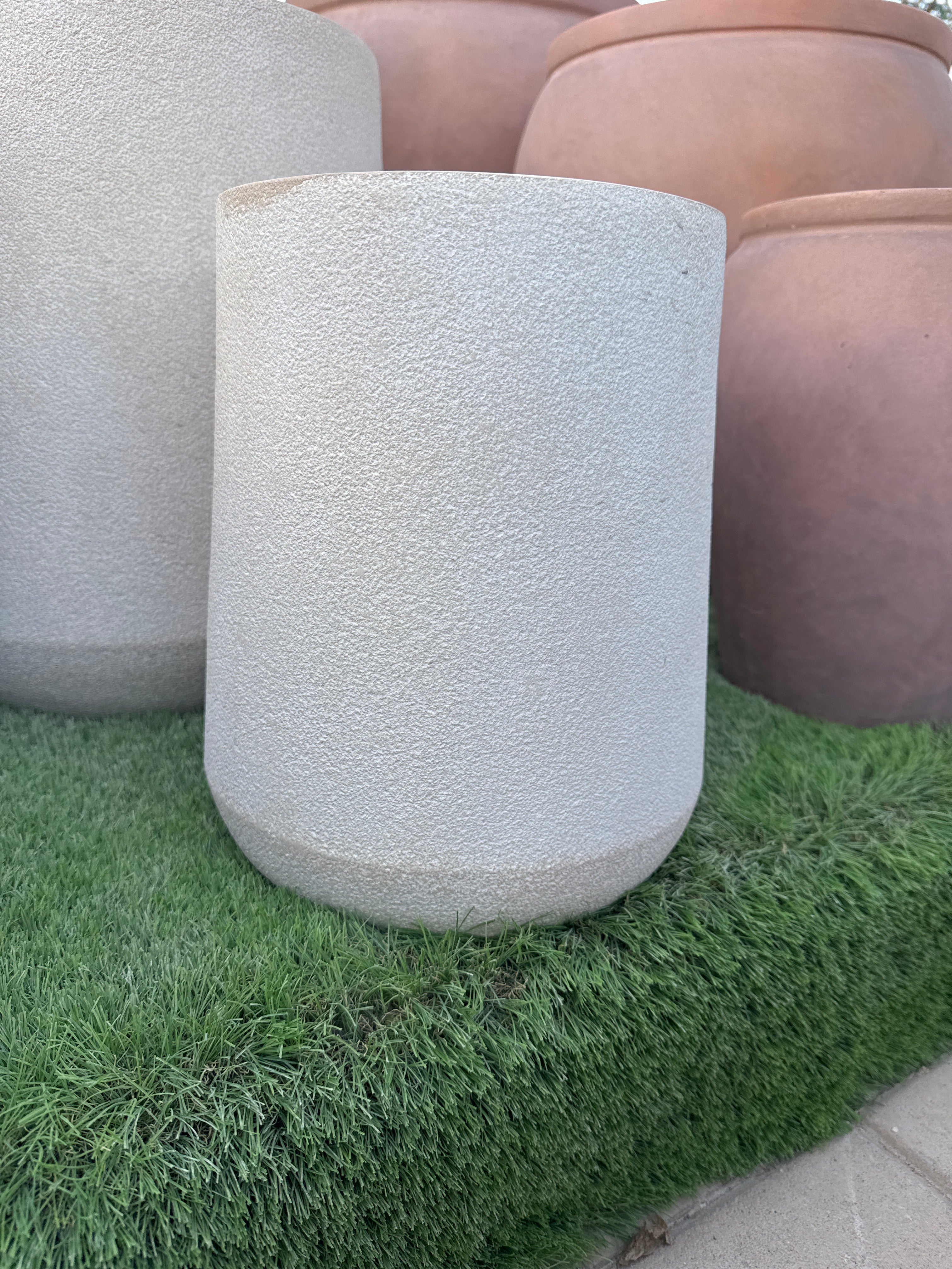 Elara-Fiber Clay Circular pot